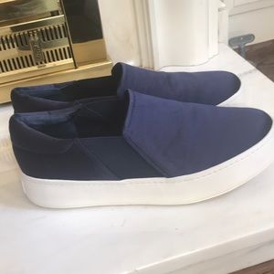 Vince Warren Slip-on Satin Sneaker Navy Sz 10